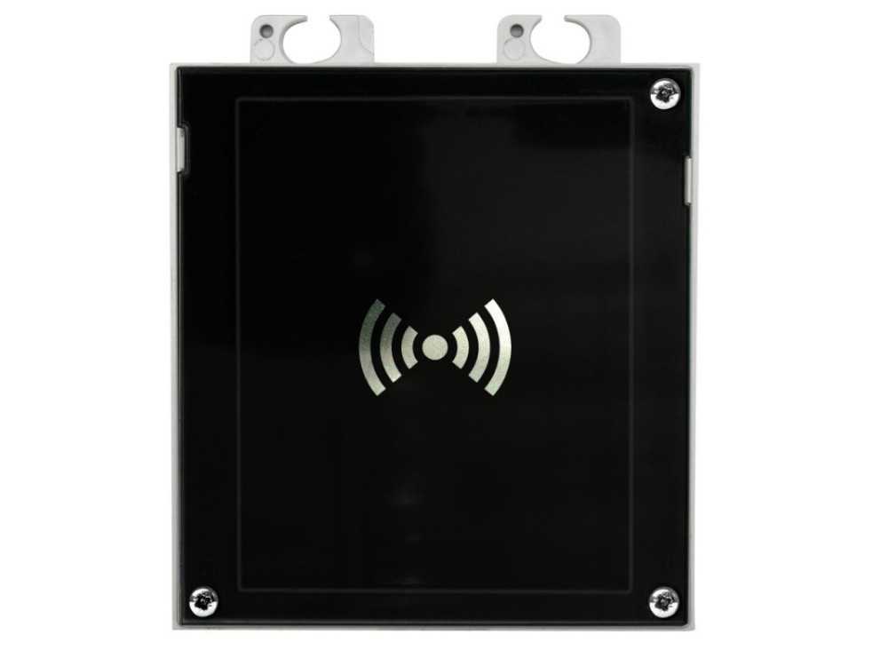 2N IP Verso - 13.56MHz secured card RFID reader NFR ready € 313.95