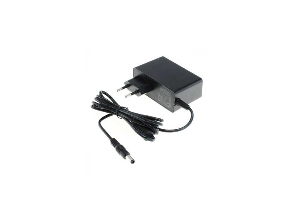 POWER ADAPTER 12V 2.5A € 29.95