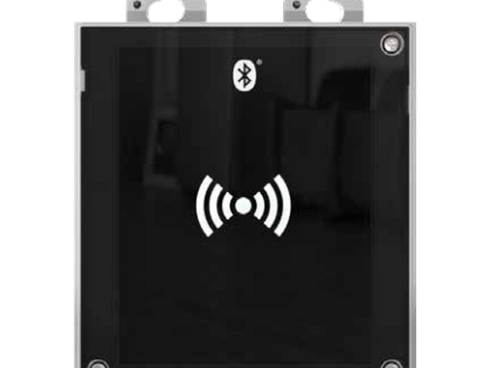 2N IP Verso Secured Bluetooth RFID reader 125kHz